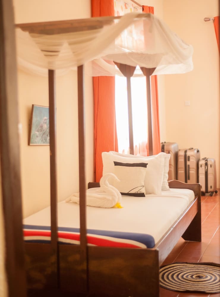 Hotel Bwejuu Beach Palm Villa