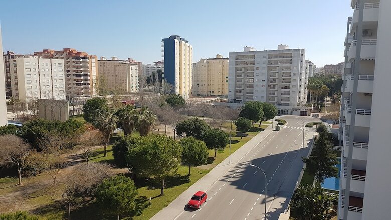 Apartamentos Gand�a Playa De L'ahuir 3000