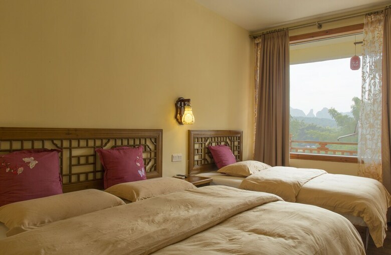 Hotel Snow Lion Riverside Resort