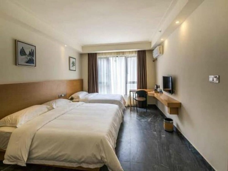 Gu'an Yuefeng Hotel