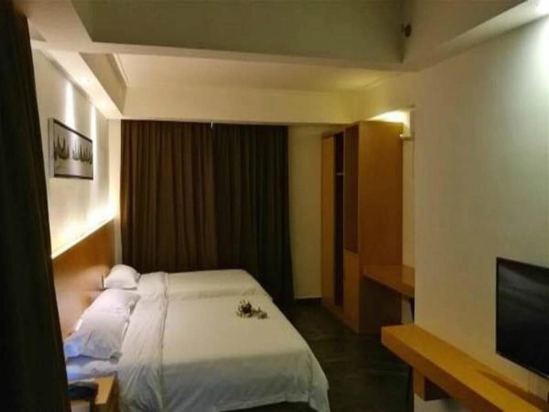Gu'an Yuefeng Hotel
