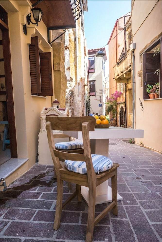 Romantic Maisonette
