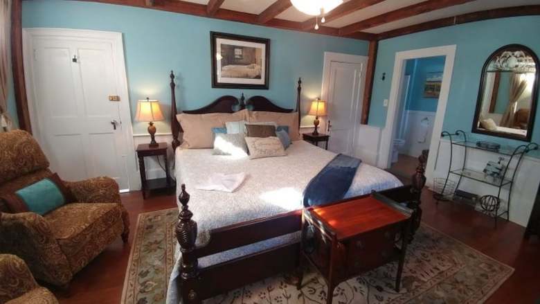 Bed & Breakfast 2 River Road Inn & Cottages