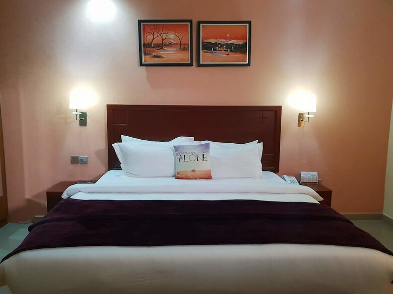 Aparthotel Serendib Hotels And Apartments