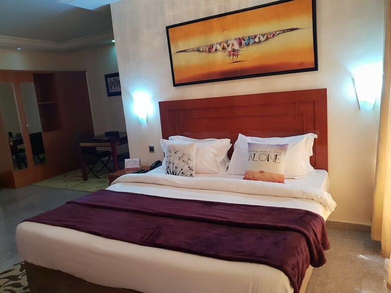 Aparthotel Serendib Hotels And Apartments