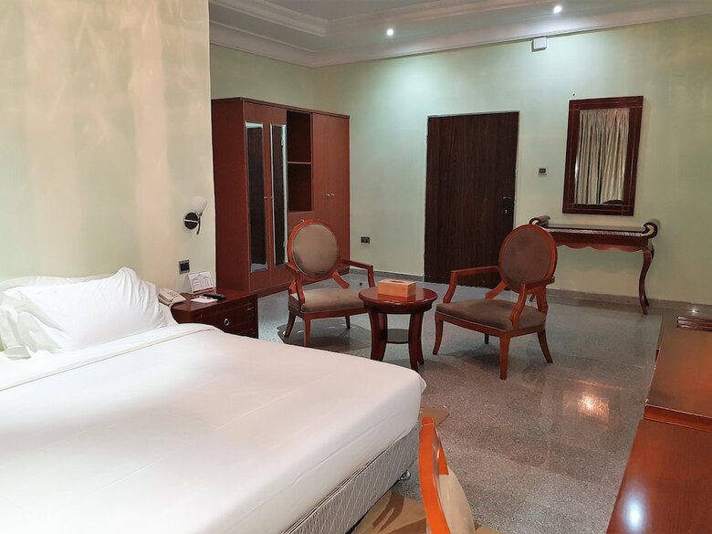 Aparthotel Serendib Hotels And Apartments