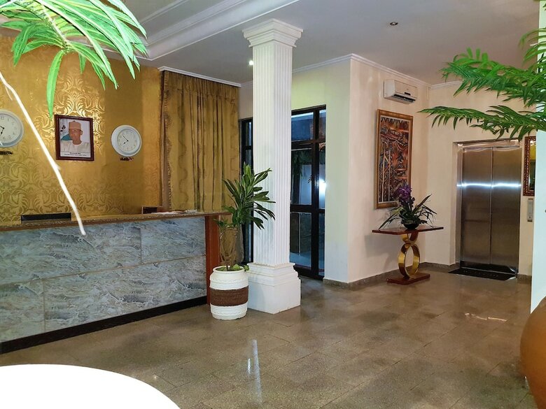 Aparthotel Serendib Hotels And Apartments