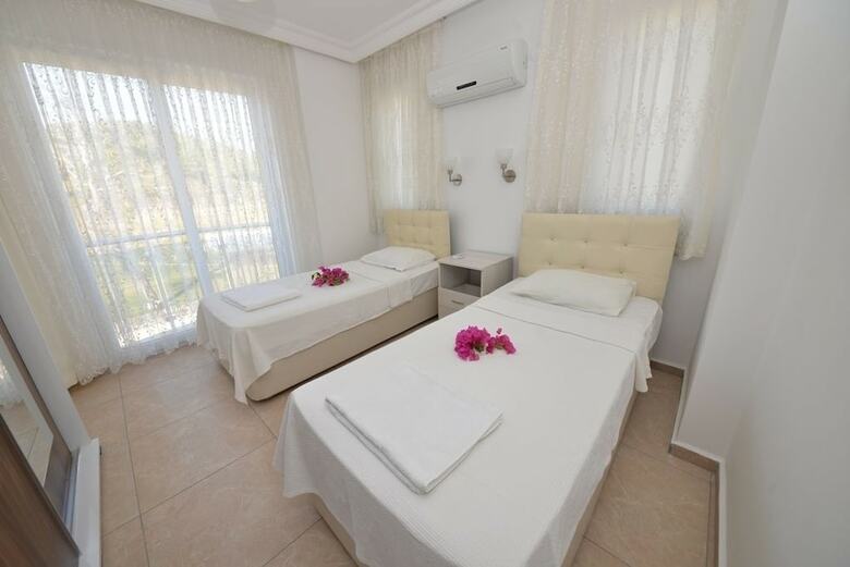 Sea Heaven Legend Apartments