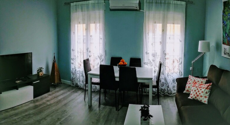 Apartamentos La Casa De La Alcazaba