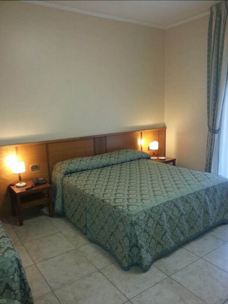 Hotel Maddaloni