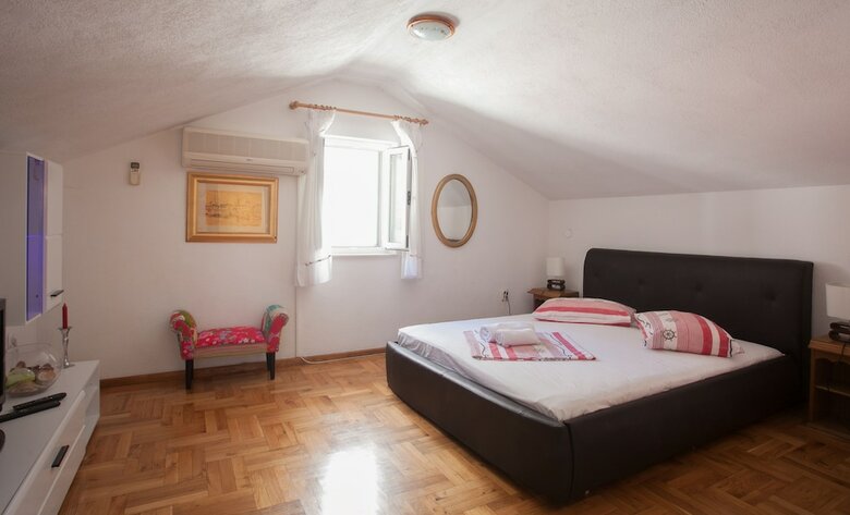 Apartamentos Guesthouse Ana