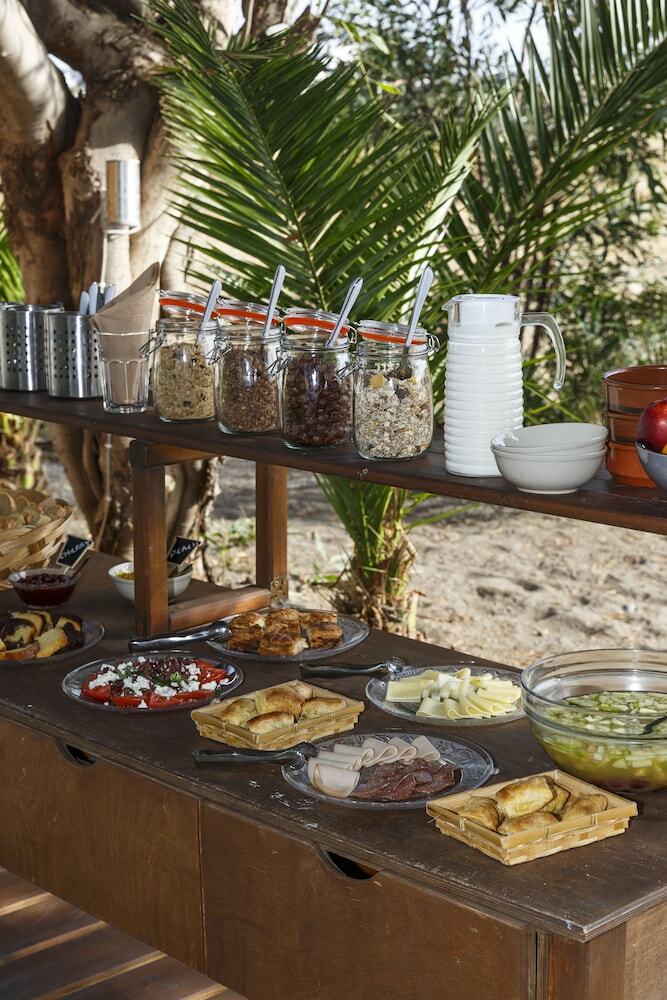 Hotel Eco Beach And Magic Garden