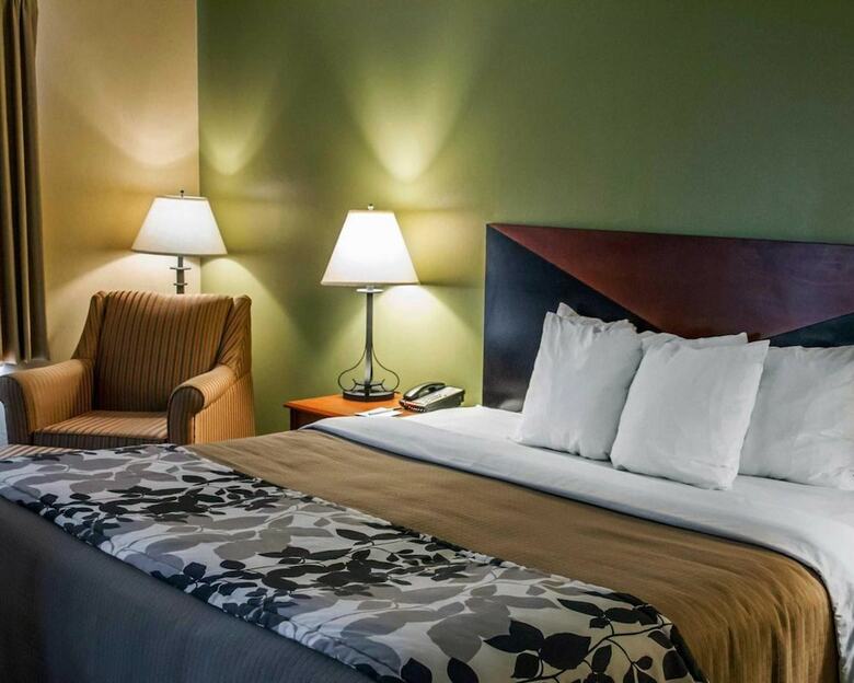 Hotel Sleep Inn & Suites