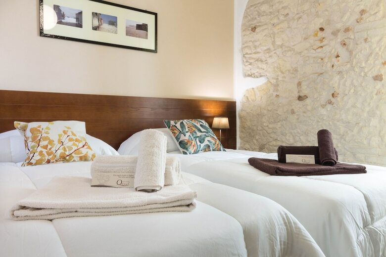 Qaral Bed And Breakfast