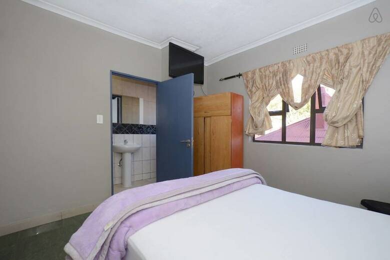 Posada Legacy Guest Lodge