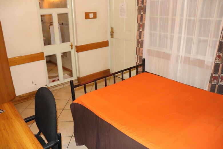 Parklands Shade Hotel