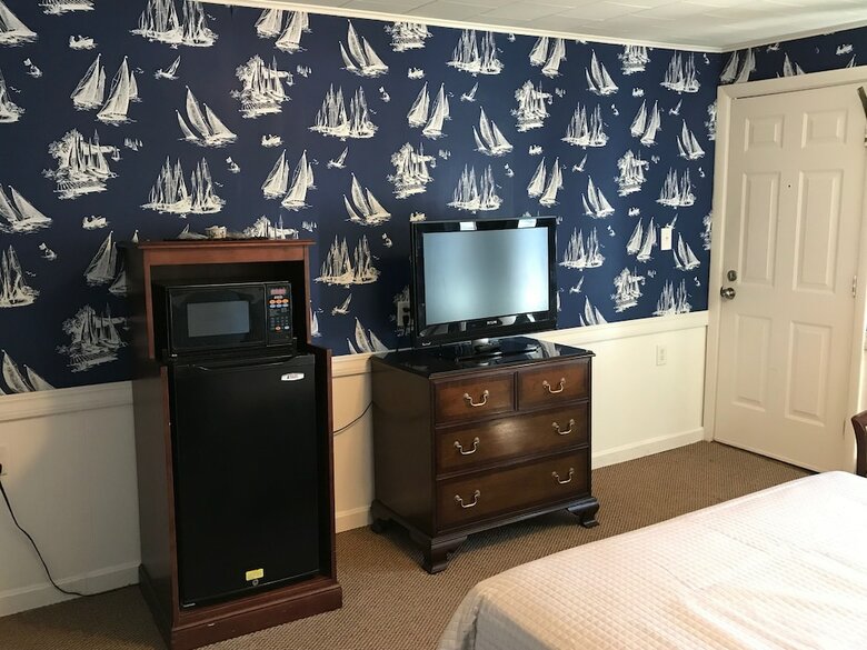 Motel Admirals Ocean Inn