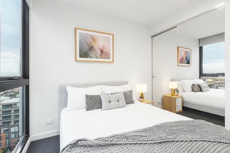 Ocean Views St Kilda Apartment By Ready Set Host