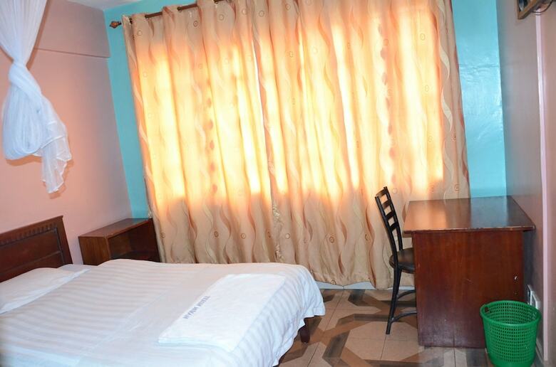 Nyam Hotel