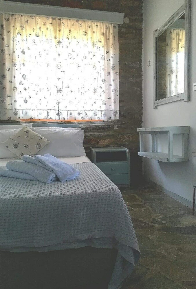 Hotel The Traditional Stone Villa