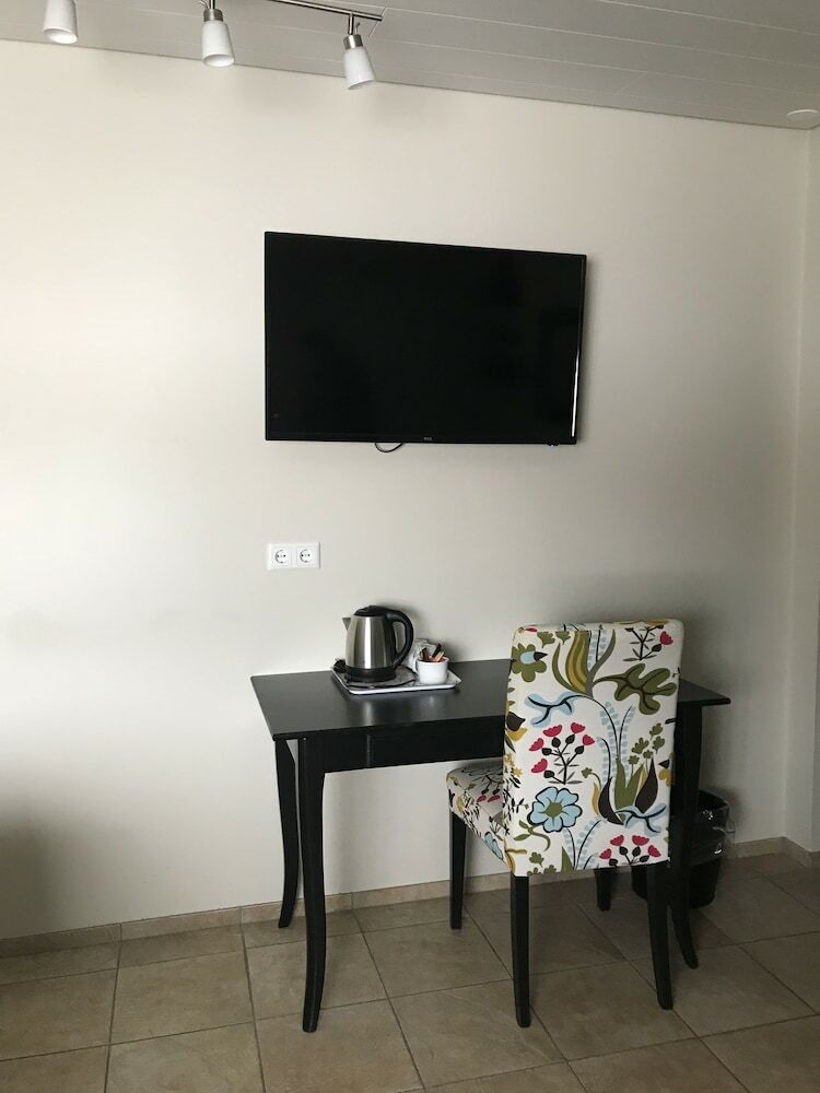 Hotel H�tel Rj�kandi