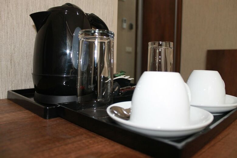 Hotel Metekhi Line