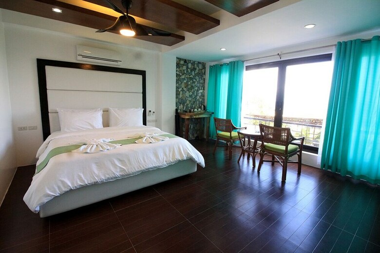 Hotel Manarra Seaview Resort