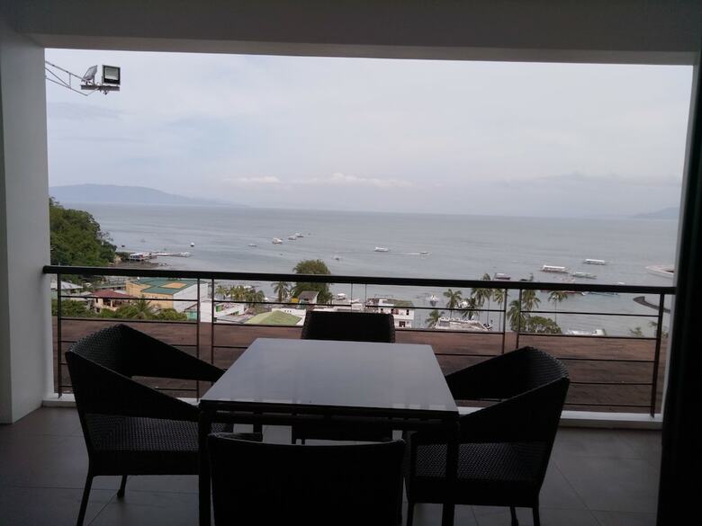Hotel Manarra Seaview Resort