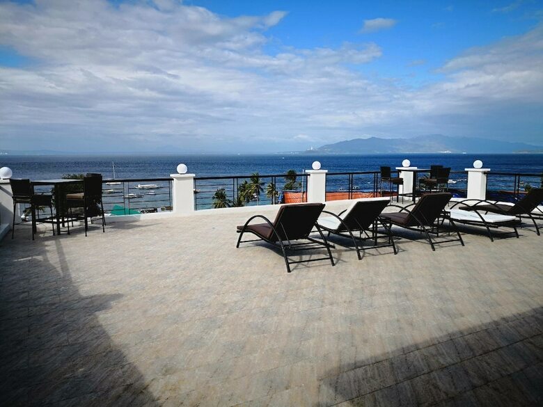 Hotel Manarra Seaview Resort