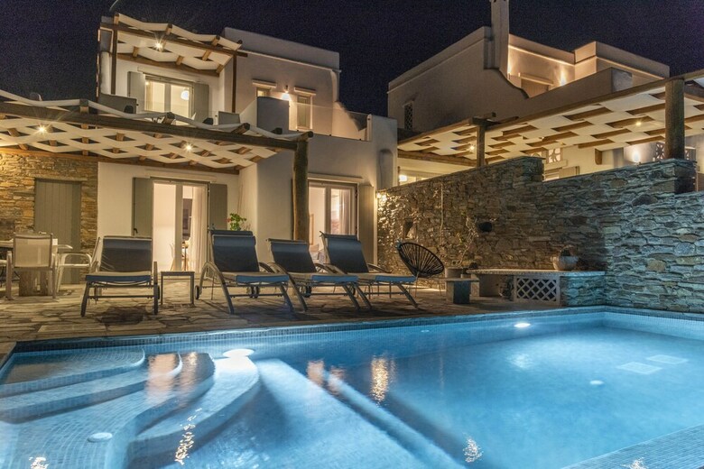 Vathi Bleu Private Villas