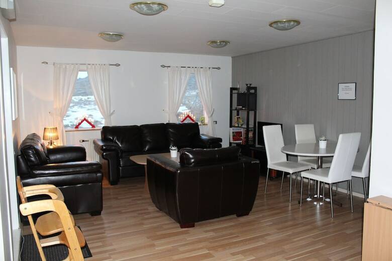Hotel L�ns� Guesthouse