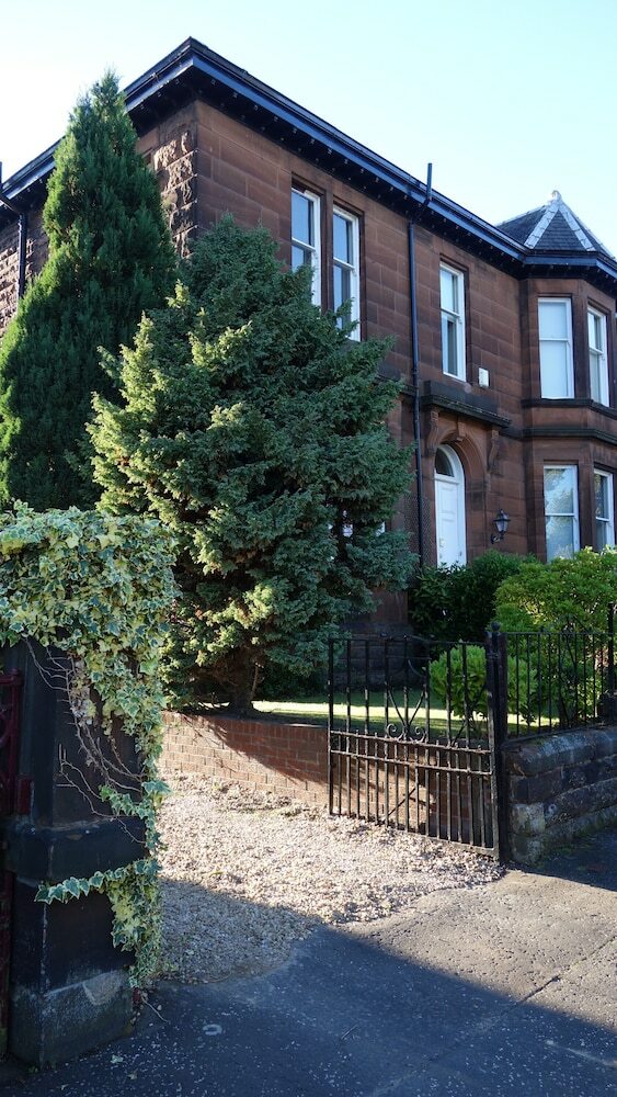 Claremont House B&B
