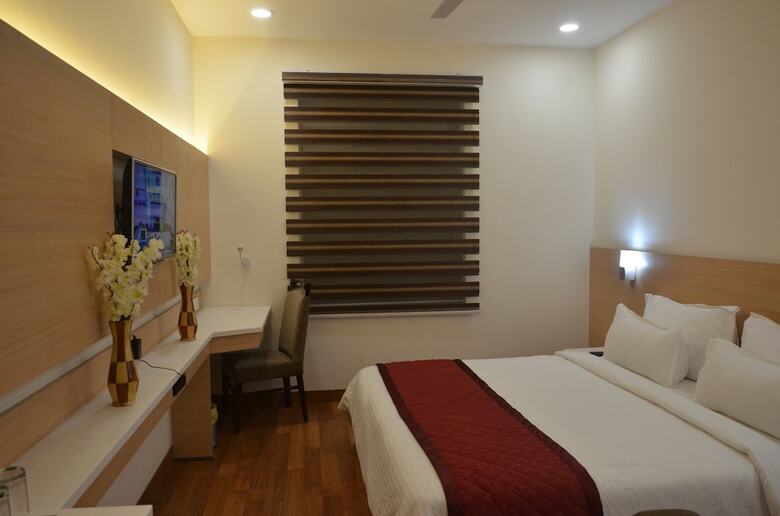 Hotel Grand Sr
