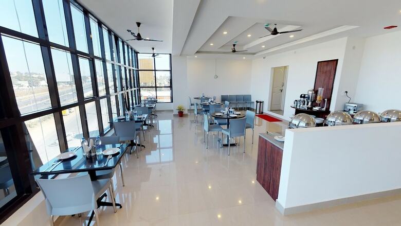 Passport Inn Hotel - Gateway To Comforts