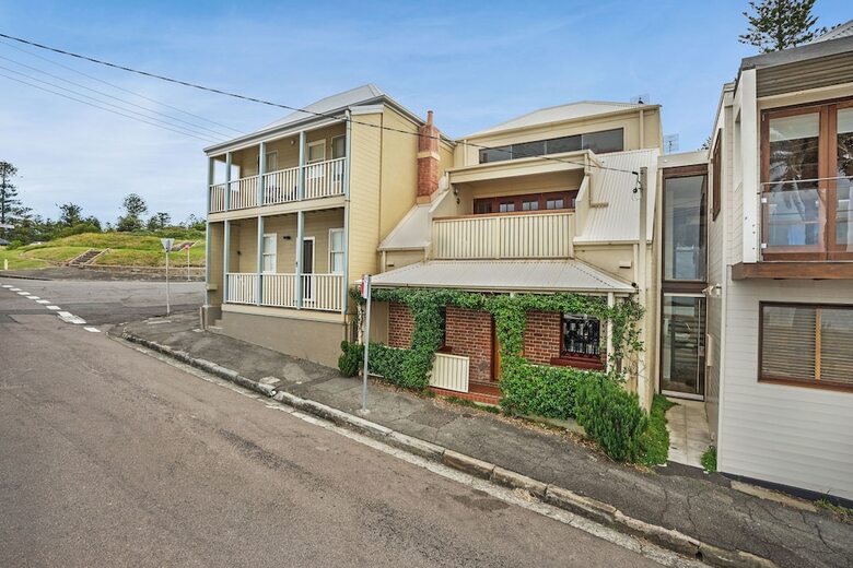 Newcastle Executive Homes - Oceanview Terrace