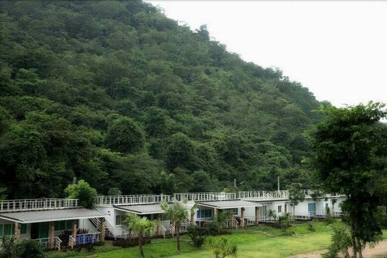 Hotel Yurakiri Resort