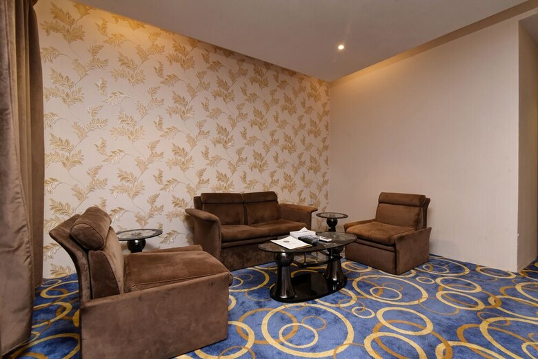 Oyo 358 Garden View Hotel