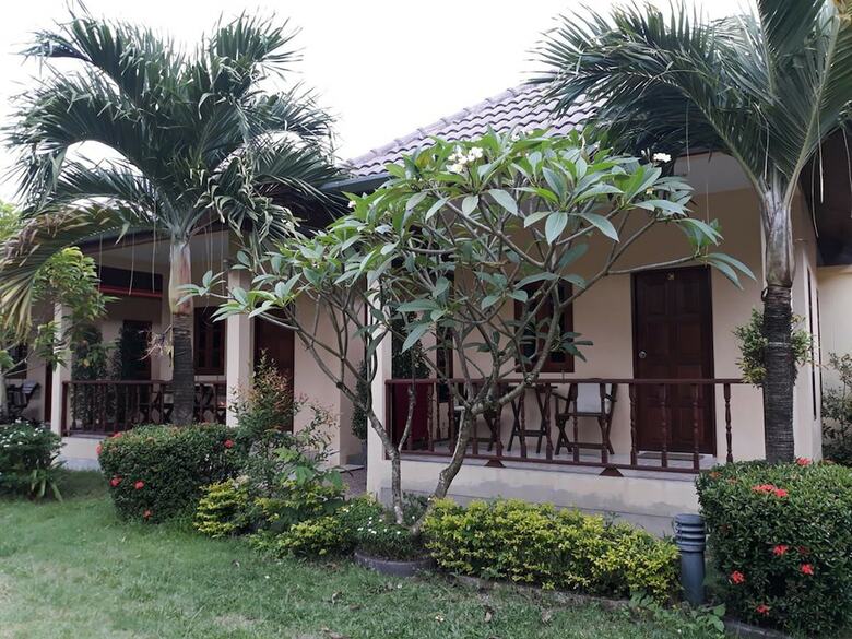 Hotel Ron's Bungalow