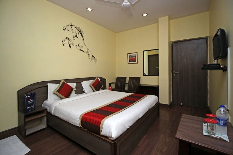 Oyo 2206 Hotel Rajawat Manor
