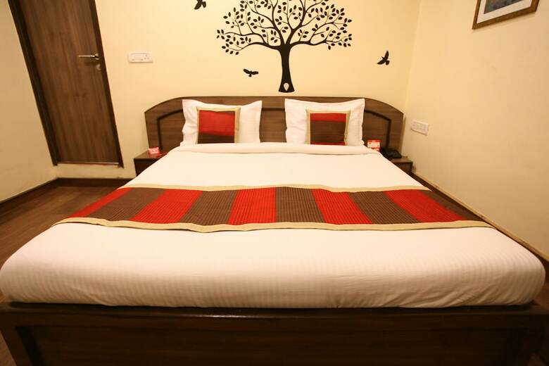 Oyo 2206 Hotel Rajawat Manor