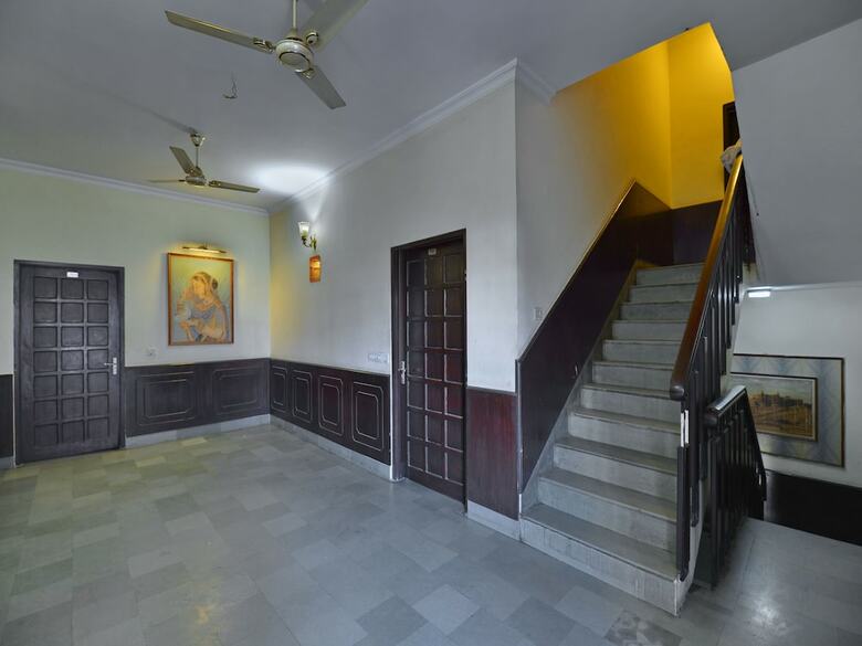 Oyo 2072 Hotel Indigo Heritage