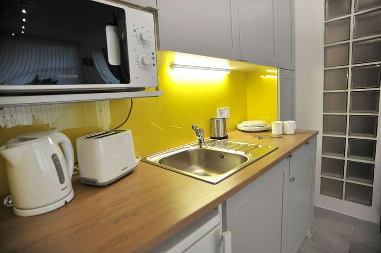 Hillside Premium Apartments