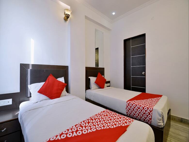 Oyo 8832 Hotel Jaipur Classic
