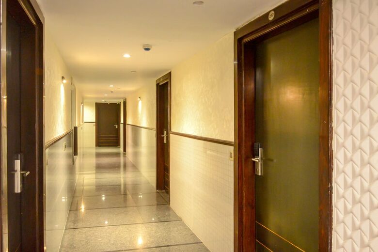 Hotel Oyo 7130 Broadway Inn