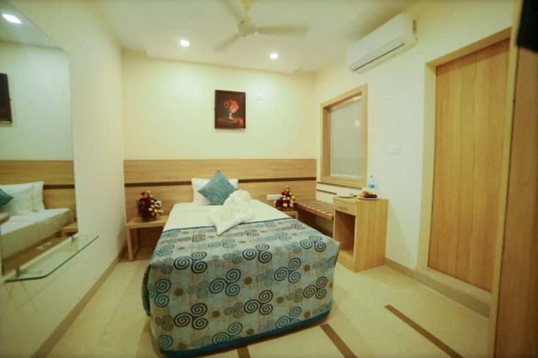 Hotel Vasanth Marg
