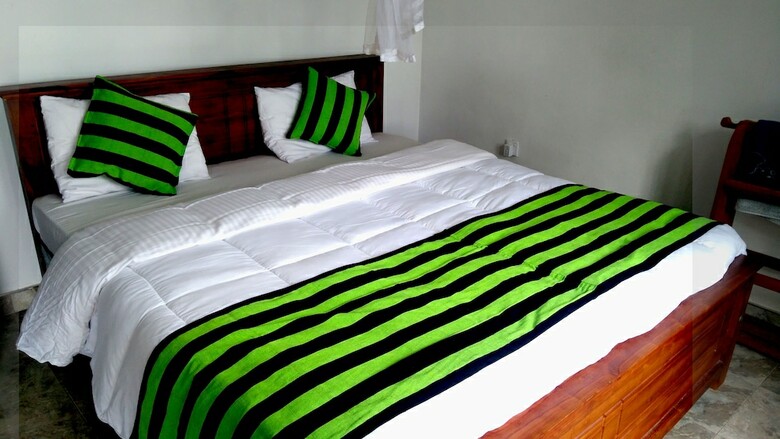 Hotel Senasuma Homestay