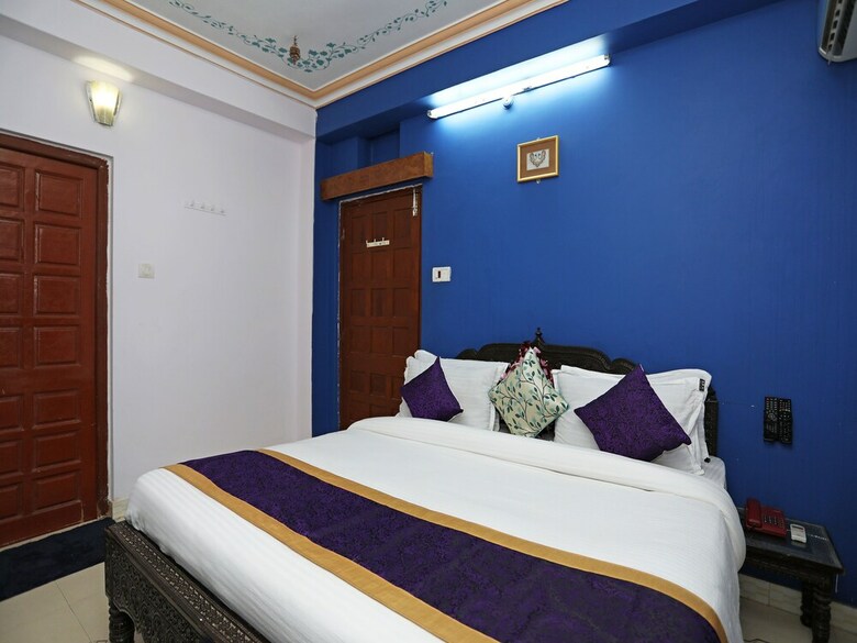 Oyo 9609 Hotel Palace Height