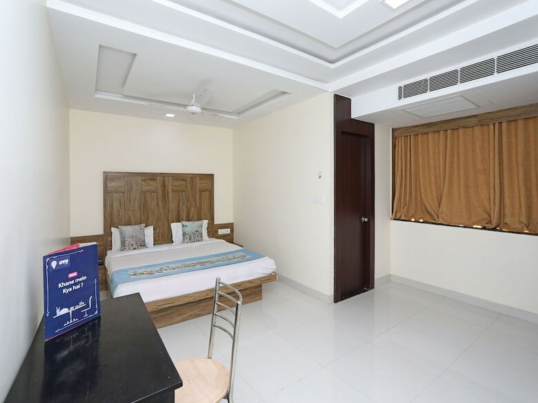 Oyo 10607 Hotel Image Point