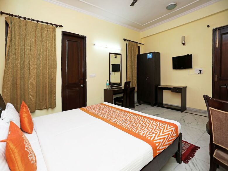 Oyo 641 Hotel Nityas Residency