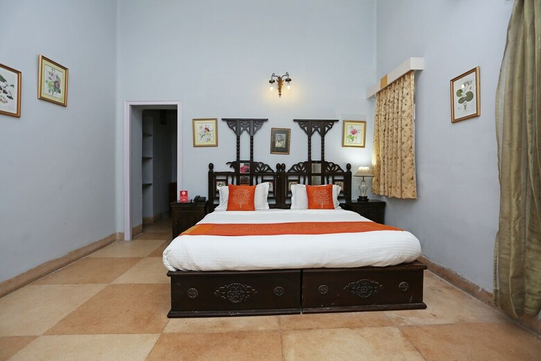 Hotel Oyo 9306 Near Iit